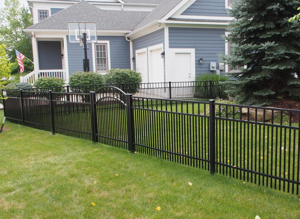 Fort Wayne aluminum fencing company