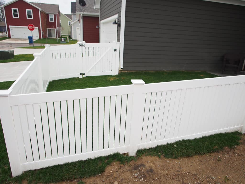 Vinyl picket fencing companies around Cincinnati