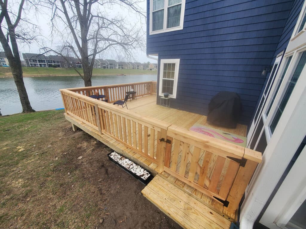 New deck construction services in Fort Wayne, IN