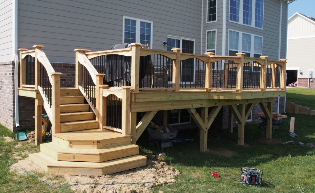 Cincinnati deck building services