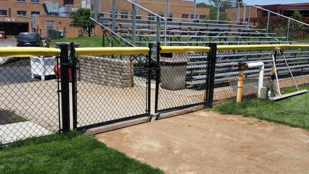 commercial chain link fence company around Fort Wayne