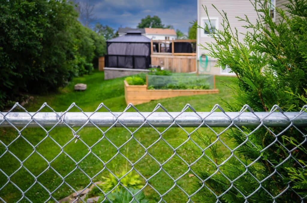 Residential chain link fencing in Fort Wayne
