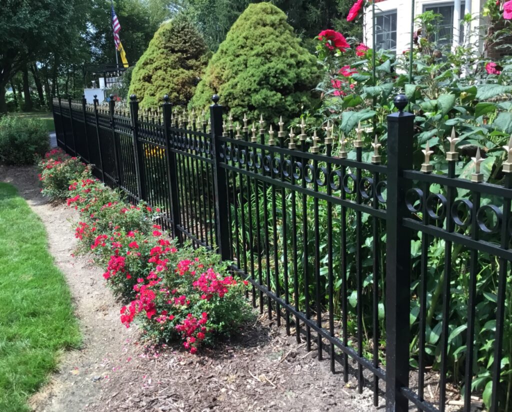 Custom aluminum fencing installation around Fort Wayne, IN