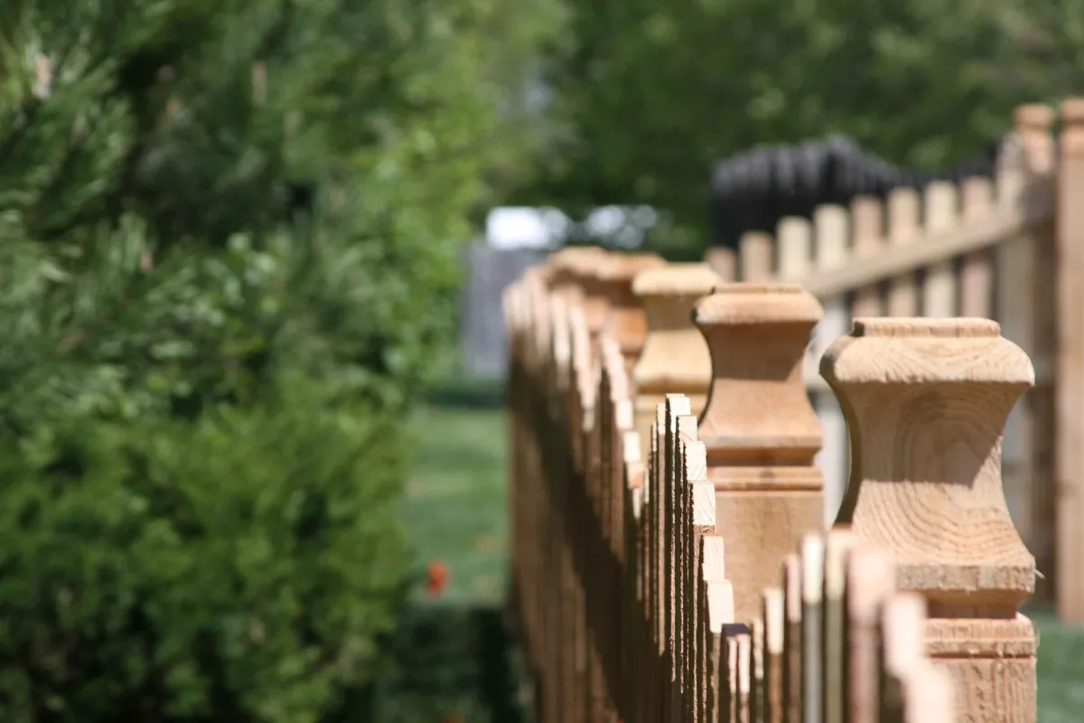 Fence post cap installation in Fort Wayne, IN