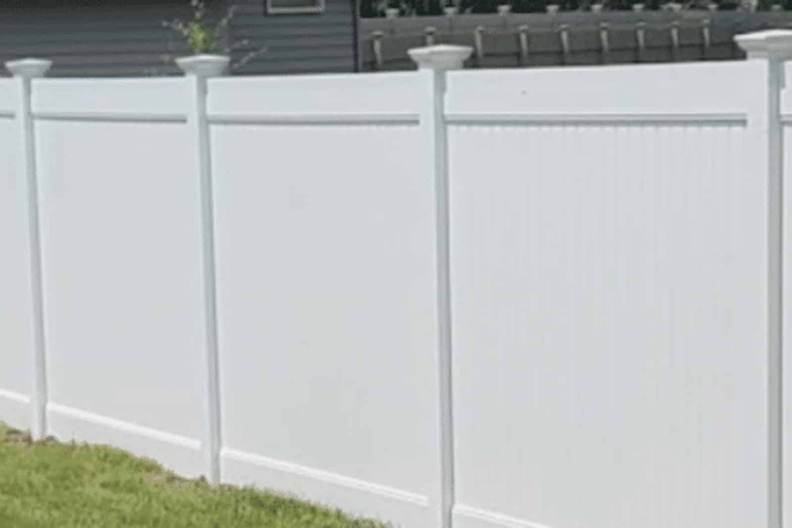 How To Clean Vinyl Fence